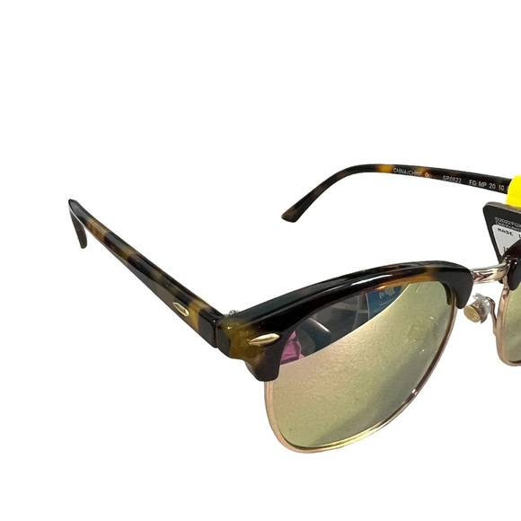 Foster Grant 100% UVA-UVB Protection Brown and tan Marble Sunglasses - Picture 2 of 5